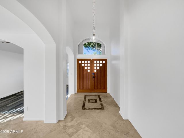 16631 S 37TH Street, Phoenix, AZ 85048