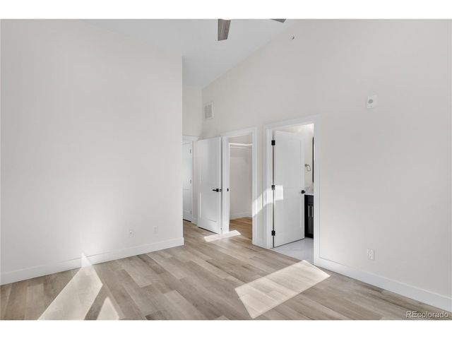 1308 SNOWBERRY Ln 304, Louisville, CO 80027