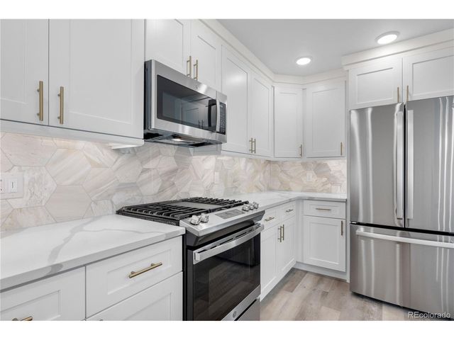 1308 SNOWBERRY Ln 304, Louisville, CO 80027