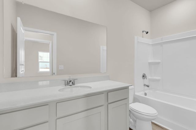 5077 Blackberry Lane, Ravenel, SC 29470