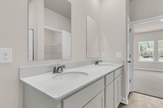 5077 Blackberry Lane, Ravenel, SC 29470