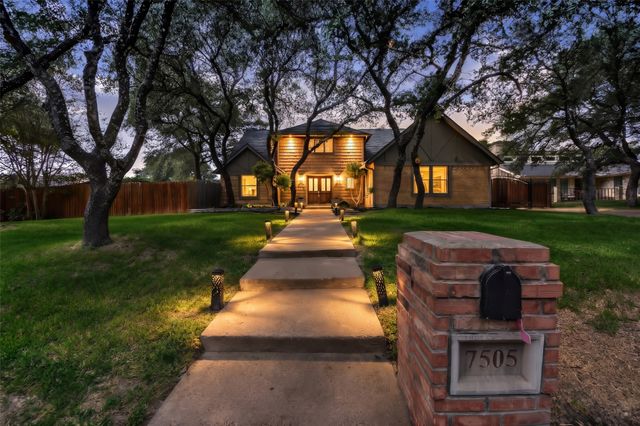 7505 Canyon Crest Court, Fort Worth, TX 76179