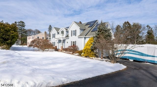 25 Manor House Rd, Mount Olive Twp., NJ 07828