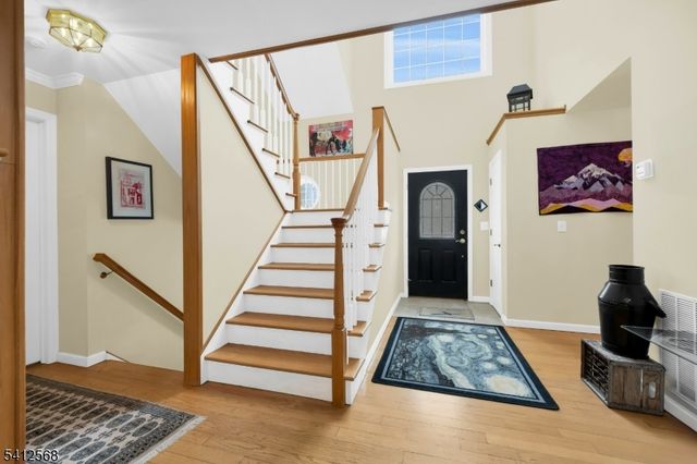 25 Manor House Rd, Mount Olive Twp., NJ 07828