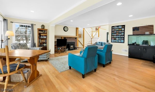 25 Manor House Rd, Mount Olive Twp., NJ 07828