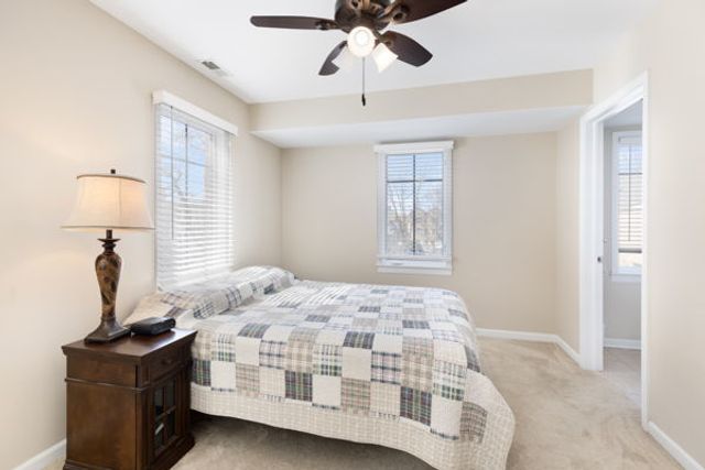 1033 Lincoln Trail, Oak Park, IL 60302