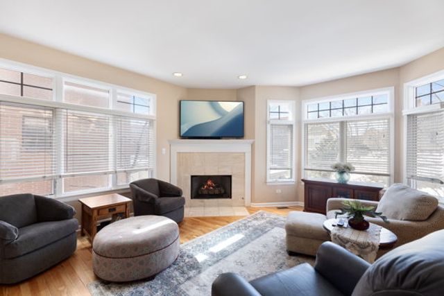 1033 Lincoln Trail, Oak Park, IL 60302