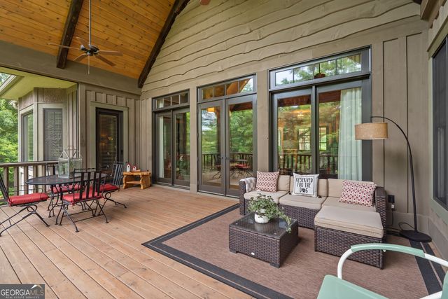 518 Grizzly Ridge Road, Lakemont, GA 30552