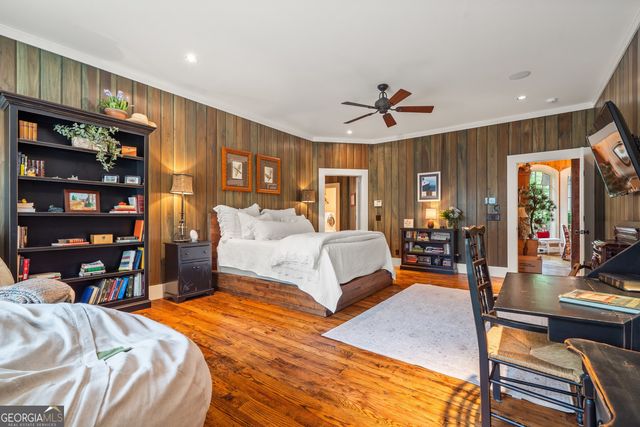 518 Grizzly Ridge Road, Lakemont, GA 30552