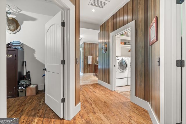 518 Grizzly Ridge Road, Lakemont, GA 30552