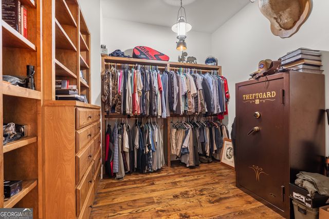 518 Grizzly Ridge Road, Lakemont, GA 30552