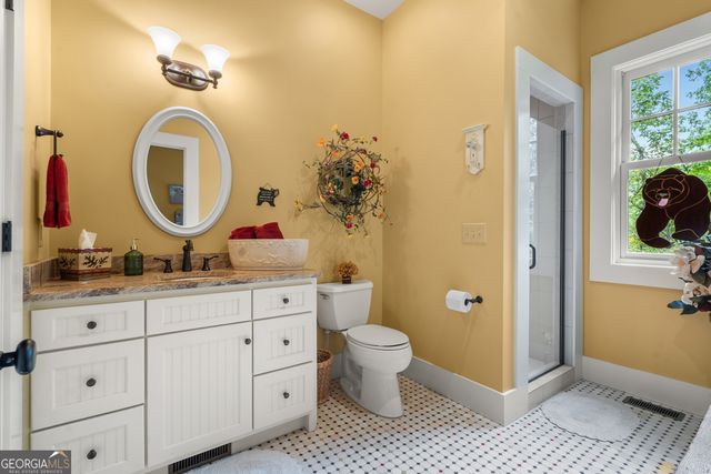 518 Grizzly Ridge Road, Lakemont, GA 30552