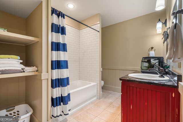 518 Grizzly Ridge Road, Lakemont, GA 30552