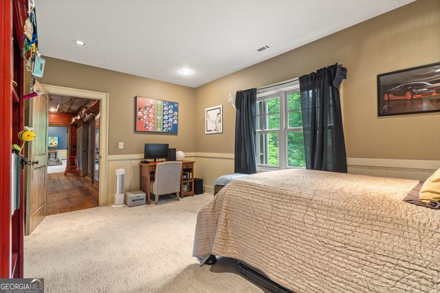 518 Grizzly Ridge Road, Lakemont, GA 30552