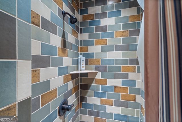 518 Grizzly Ridge Road, Lakemont, GA 30552