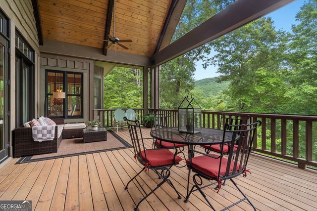 518 Grizzly Ridge Road, Lakemont, GA 30552