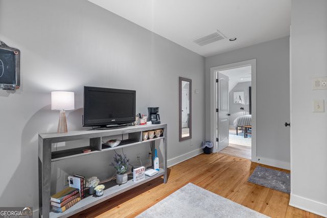 518 Grizzly Ridge Road, Lakemont, GA 30552