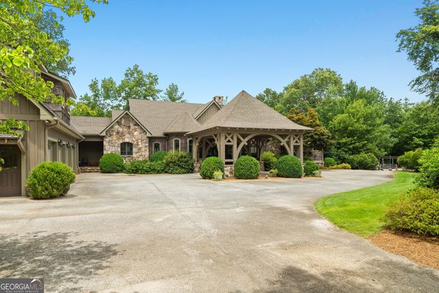 518 Grizzly Ridge Road, Lakemont, GA 30552