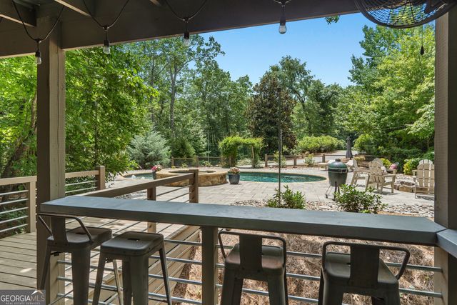 518 Grizzly Ridge Road, Lakemont, GA 30552