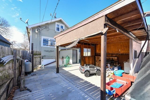 1732 S 7th STREET, Milwaukee, WI 53204