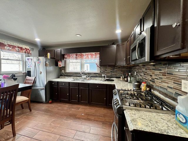 1732 S 7th STREET, Milwaukee, WI 53204