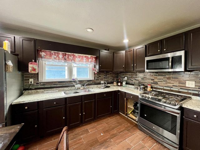 1732 S 7th STREET, Milwaukee, WI 53204