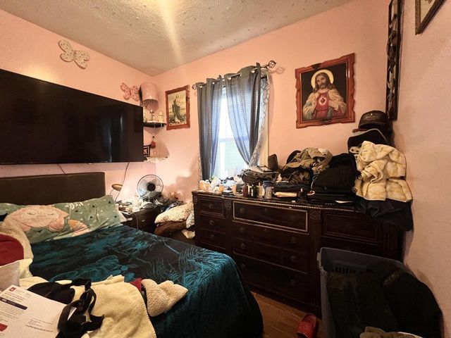 1732 S 7th STREET, Milwaukee, WI 53204