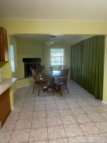 311 Rilla Vista, San Antonio, TX 78216