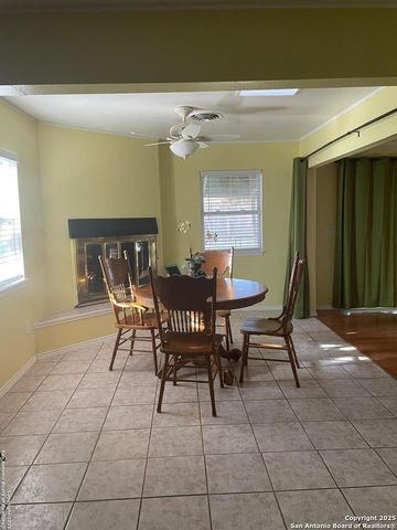 311 Rilla Vista, San Antonio, TX 78216