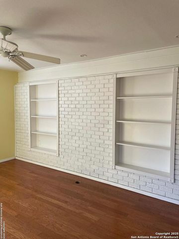 311 Rilla Vista, San Antonio, TX 78216