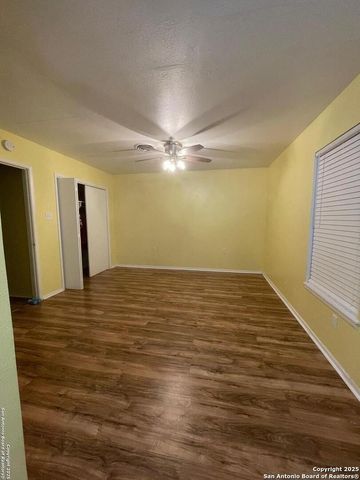 311 Rilla Vista, San Antonio, TX 78216