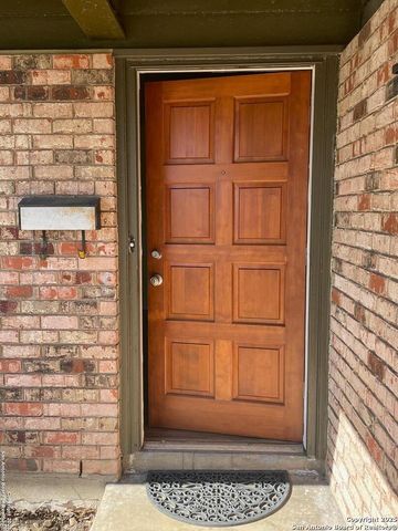 311 Rilla Vista, San Antonio, TX 78216