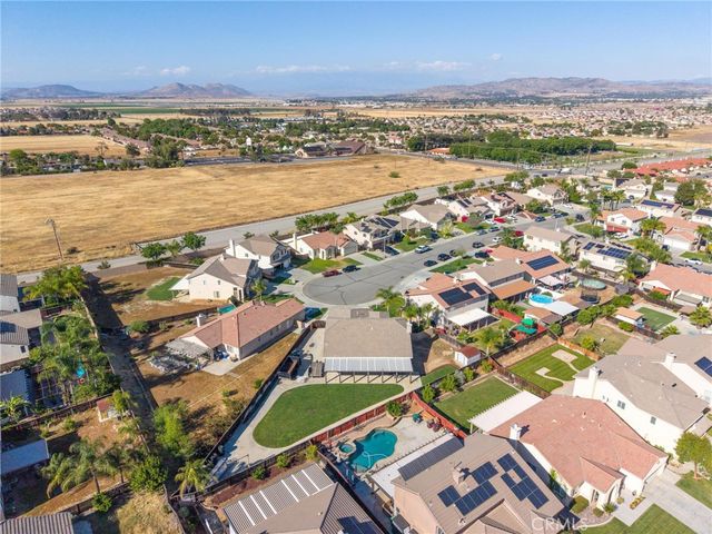 25845 Lazy Cloud, Menifee, CA 92585