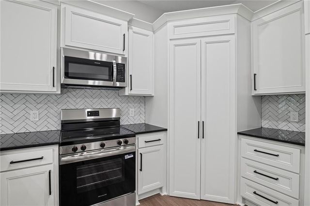 419 Linn Street, Leavenworth, KS 66048