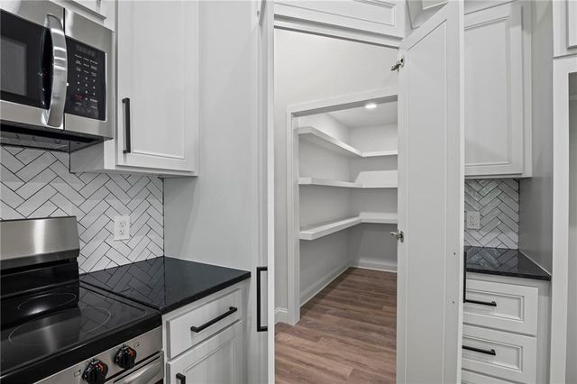 419 Linn Street, Leavenworth, KS 66048