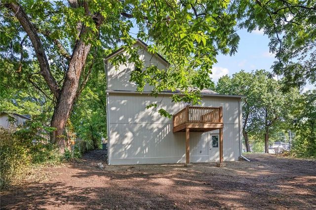 419 Linn Street, Leavenworth, KS 66048