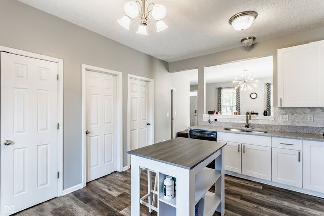 2446 N Alabama Street, Indianapolis, IN 46205