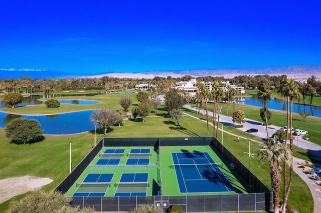 900 Island Drive 105, Rancho Mirage, CA 92270