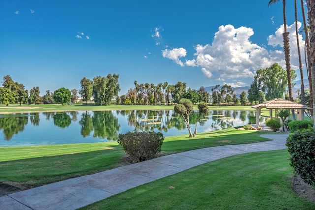 900 Island Drive 105, Rancho Mirage, CA 92270
