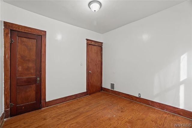 83 Wakefield Avenue, Buffalo, NY 14214