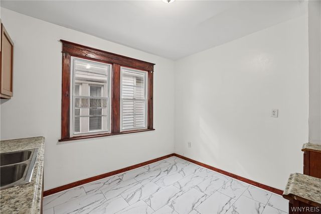 83 Wakefield Avenue, Buffalo, NY 14214
