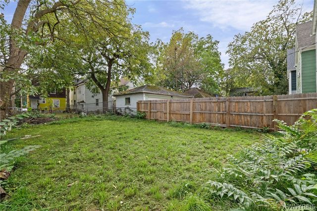 83 Wakefield Avenue, Buffalo, NY 14214