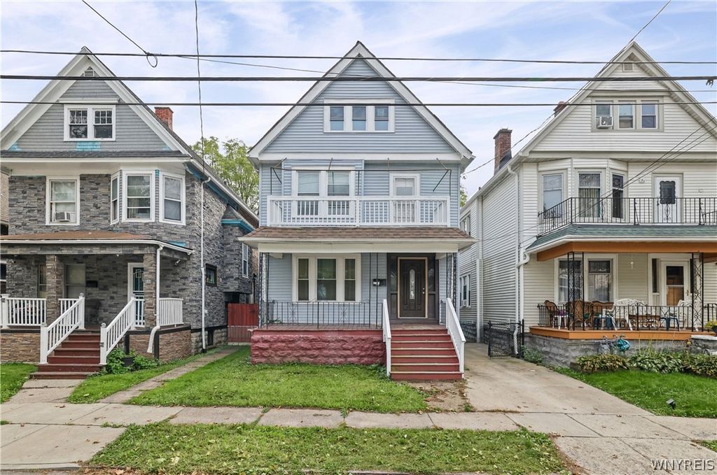 83 Wakefield Avenue, Buffalo, NY 14214