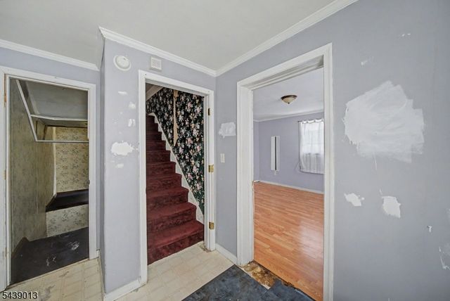53 Brainard St, Phillipsburg Town, NJ 08865