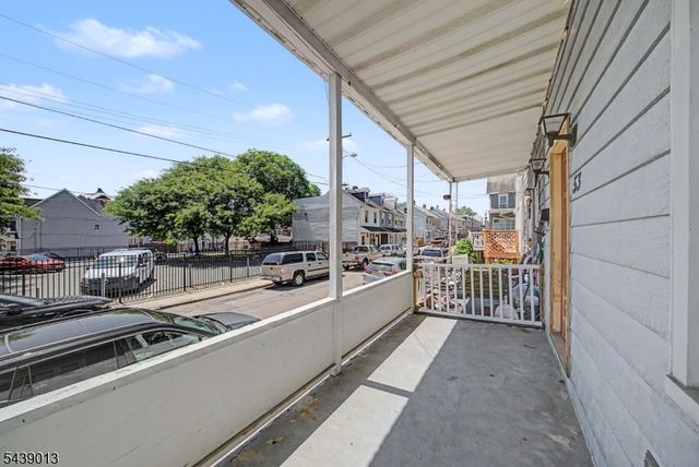 53 Brainard St, Phillipsburg Town, NJ 08865