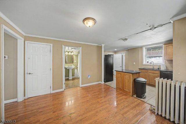 53 Brainard St, Phillipsburg Town, NJ 08865