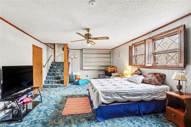 406 E Wellington Lane, Walnut Cove, NC 27052