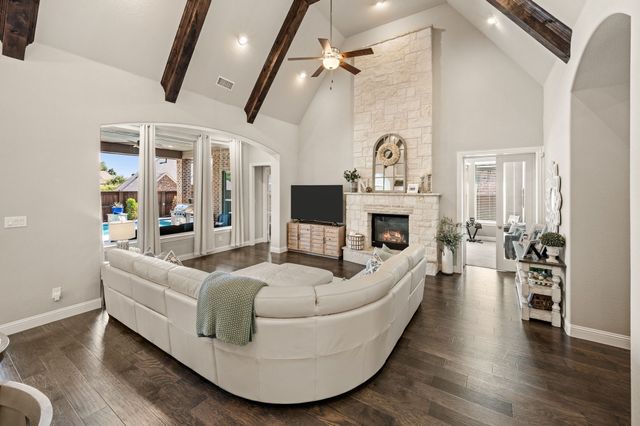 9901 Compass Rose Court, Oak Point, TX 75068