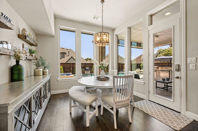 9901 Compass Rose Court, Oak Point, TX 75068