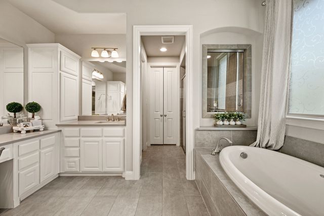 9901 Compass Rose Court, Oak Point, TX 75068